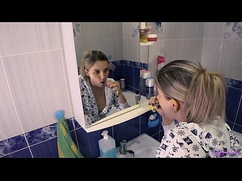 ❤️ Críochnaíonn Hack le óga i pitseámaí cum ó bhéal i asal - letty black ️❌ Porn fb linn