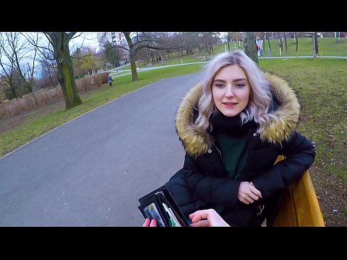 ❤️ Shlogtar cum te strainséir ar airgead - blowjob sa pháirc le Eva Elfie ️❌  Porn fb  linn